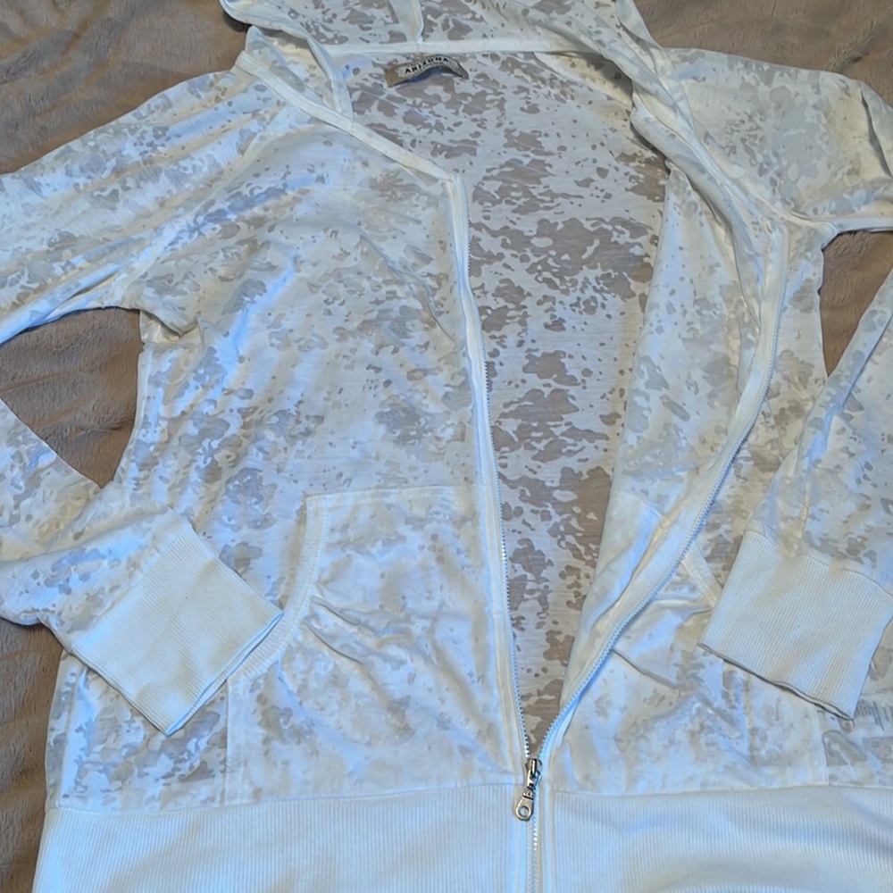 Vanity Bundle Tops - image 4